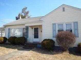 10 Washington St, West Wyoming, PA 18644