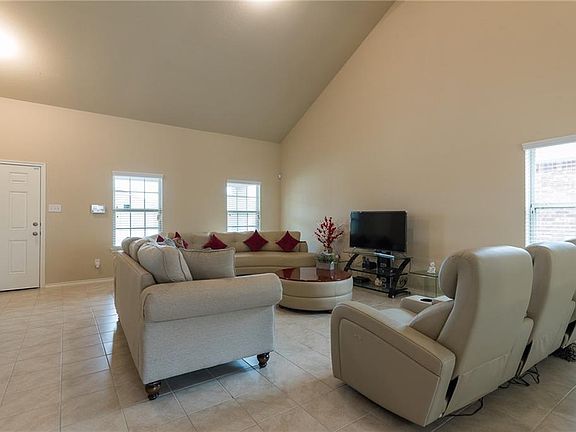 5th image of 2359 San Marcos Dr