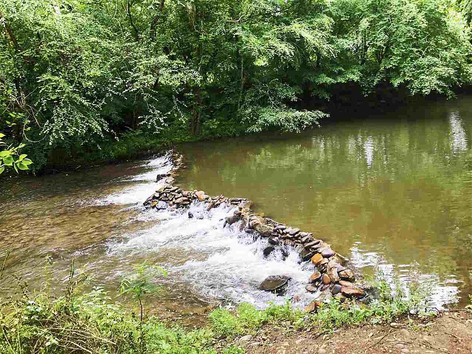 2nd image of 00 Middle Creek Rd