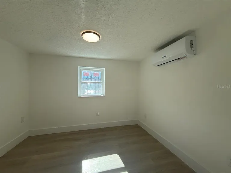 401 E Columbus Dr #2 — Photo 9