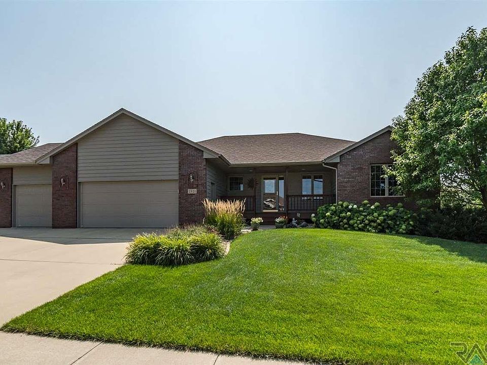 1st image of 7321 S Russet Dr