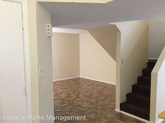 3rd image of 1742 E Pepper Cir APT 1