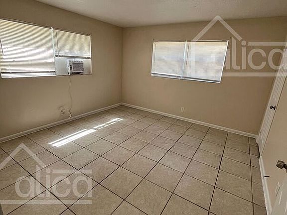2nd image of 610 6th St APT A