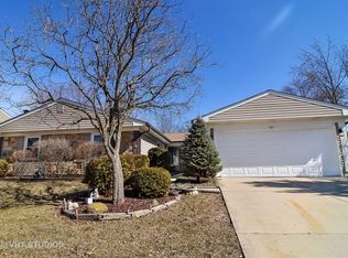 415 Alden Ln, Schaumburg, IL 60194
