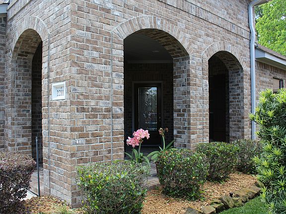 4th image of 22112 Iron Knoll Dr