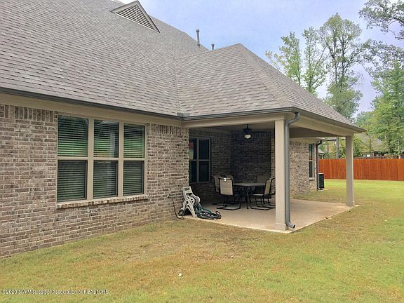4th image of 7333 Old South Dr