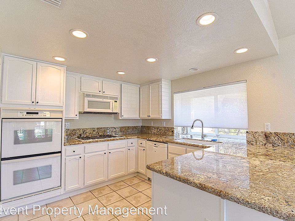1st image of 2070 Balboa Cir