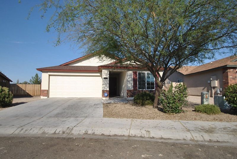 1st image of 5215 S 27th Dr
