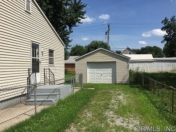 3rd image of 1348 Meridian Ave