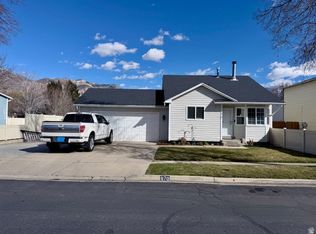 870 Sunflower Dr, Ogden, UT 84404