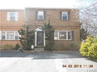 1064 Westbury Dr, Bethlehem, PA 18017