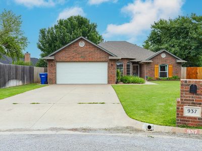 937 Picketwire Cir, Enid, OK, 73703