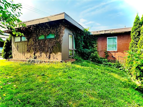 114 6th Ave, Brownsville, PA 15417