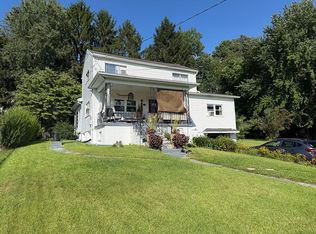 352 River St, Old Forge, PA 18518