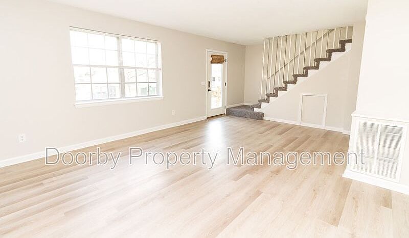 1st image of 4598 Plaza Hills Ln APT C