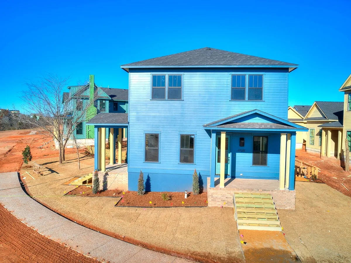 2 bed, 2.5 bath, 1293 sqft, $2,250 — Photo 1