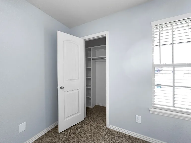 2060 Kalei Ln — Photo 42