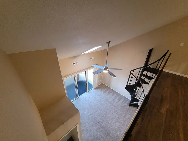 2720-2758 Mirage Dr — Photo 16