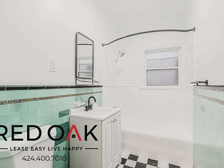 180 S Sycamore Ave #201 — Photo 15
