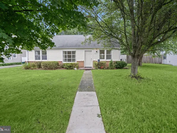 4606 Kiernan Rd, College Park, MD 20740