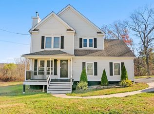 27 Renshaw Dr, East Haven, CT 06512