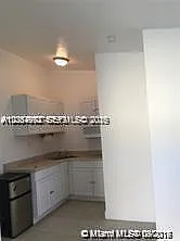 620 NE 178th St #B — Photo 6