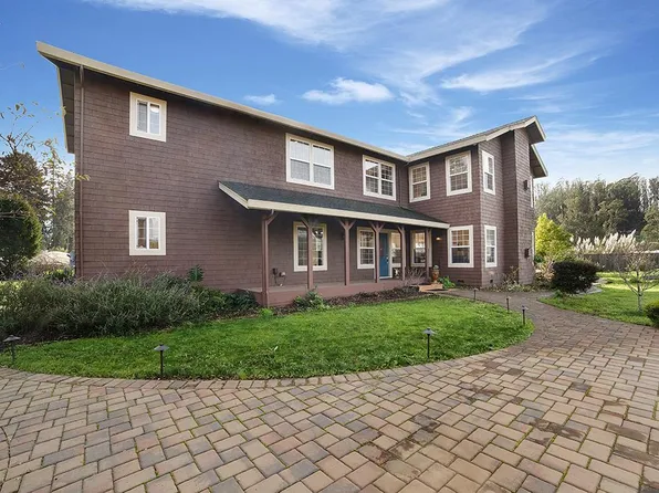 389 Corralitos Rd, Watsonville, CA 95076