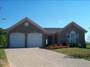 8521 Missionary Ct, Louisville, KY 40291