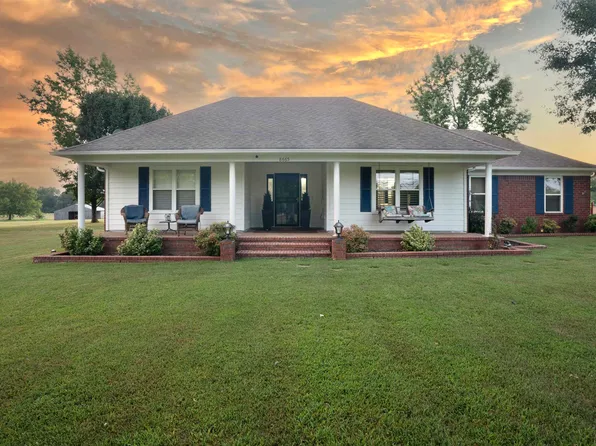 8665 Brunswick Rd, Millington, TN 38053