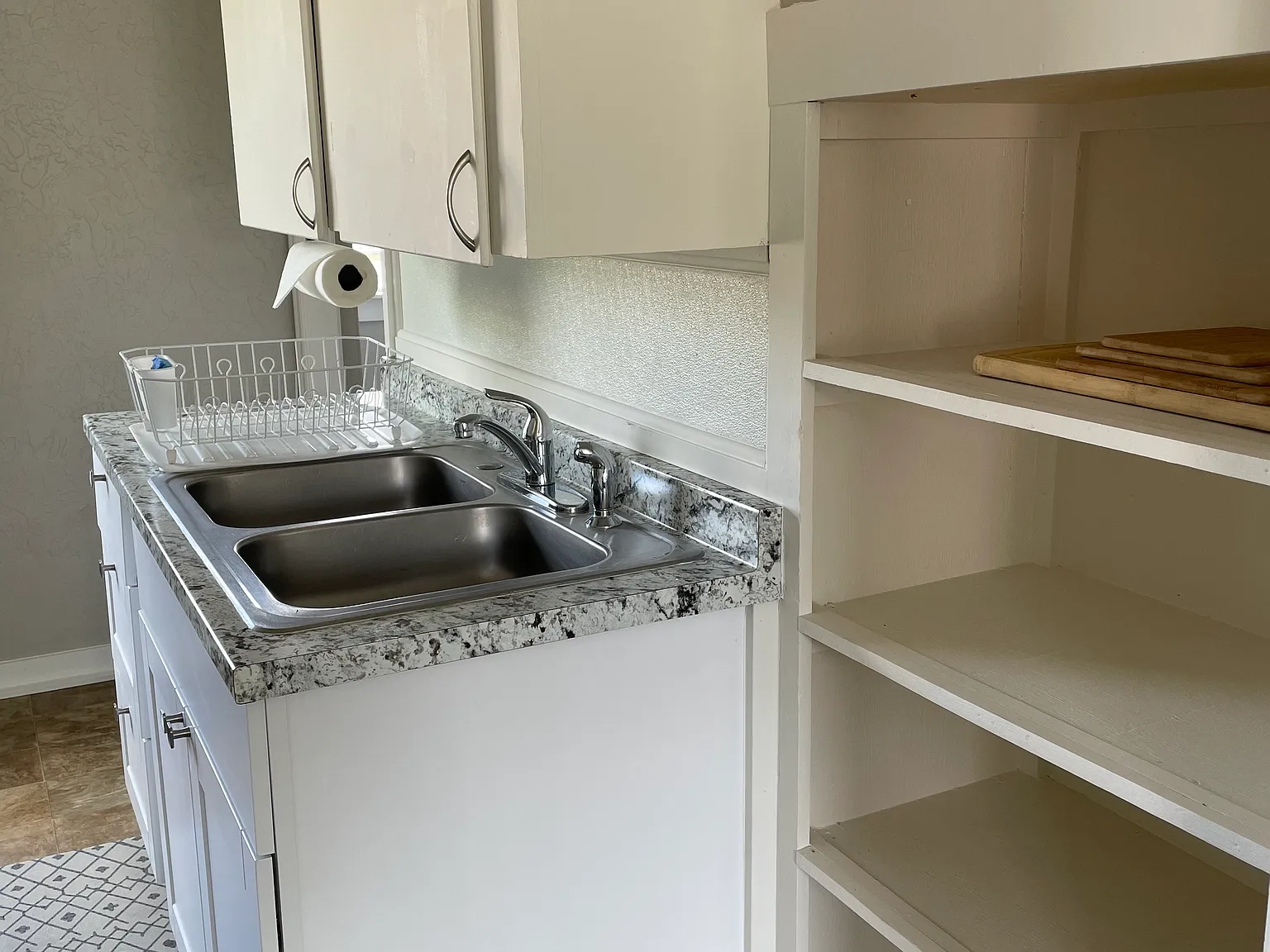 413 Courthouse St — Photo 3
