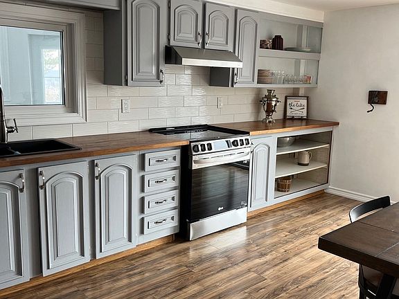 5th image of 1171 Pine Ridge Rd