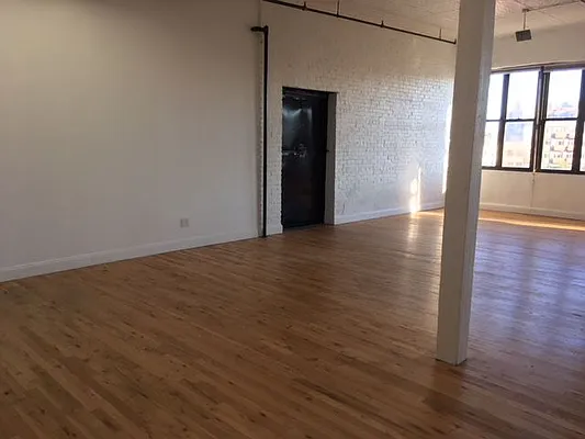 Rented by Esquire Management Corp | media 22