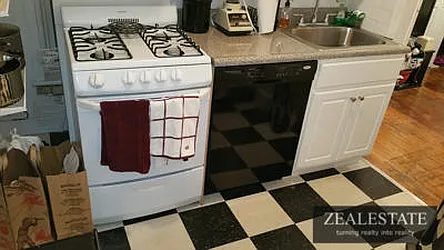 Rented by ZealEstate Group Inc