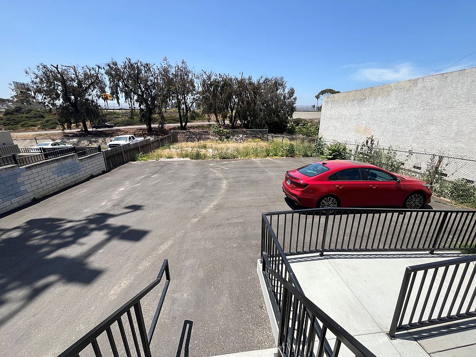 1st image of 138 W San Ysidro Blvd #11384443