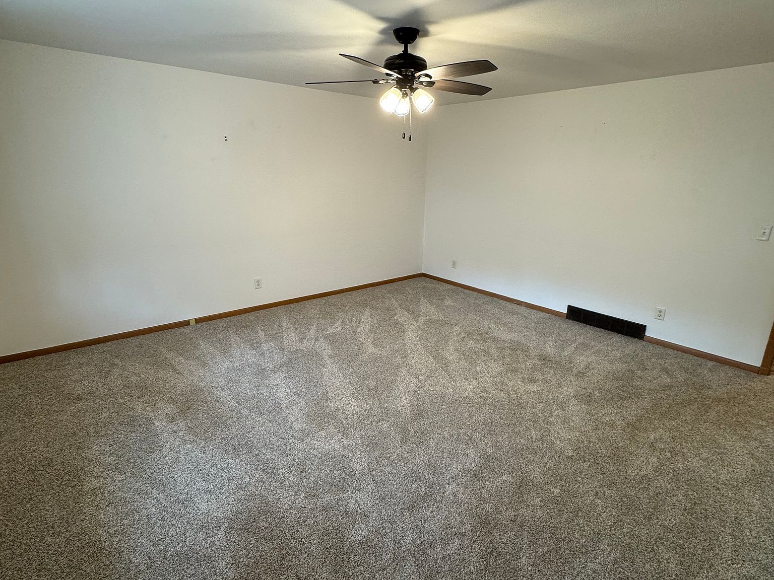 803 N Alpine Rd #1, Rockford, IL 61107 | Zillow
