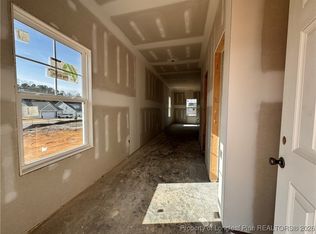 258 Rough Ridge Trl, Aberdeen, NC 28315