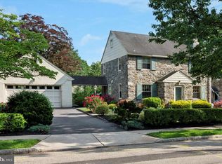 129 Sutton Rd, Ardmore, PA 19003