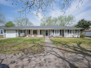 206 Moon St, Cleburne, TX 76033