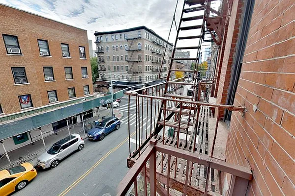 Rented by Centennial Properties NY | media 8