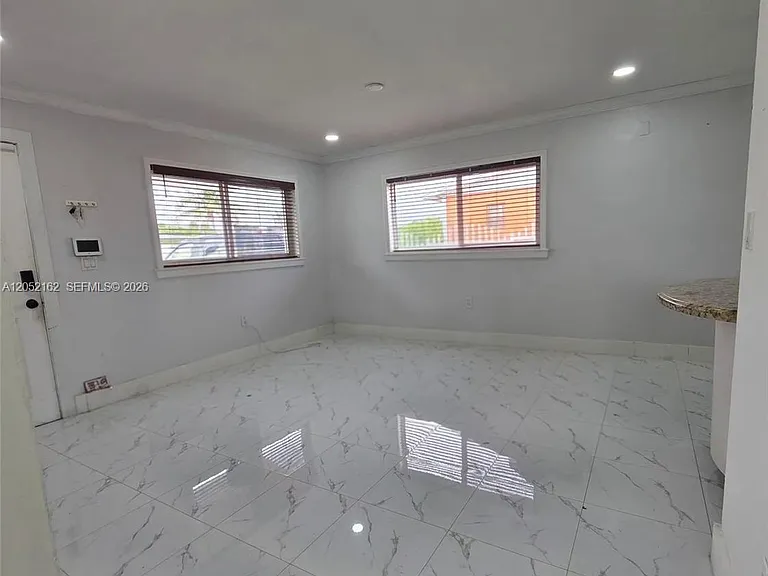 11911 SW 185th St — Photo 7