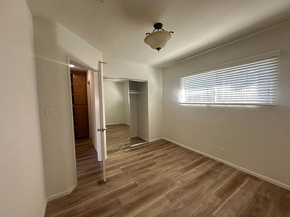 4th image of 4028 1/2 Manhattan Beach Blvd #4028-1/2