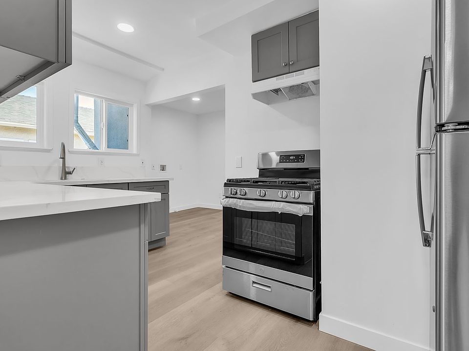 1st image of 5518 Denker Ave #5518