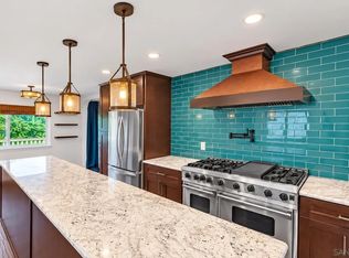 1229 Sandra Cir, Vista, CA 92083