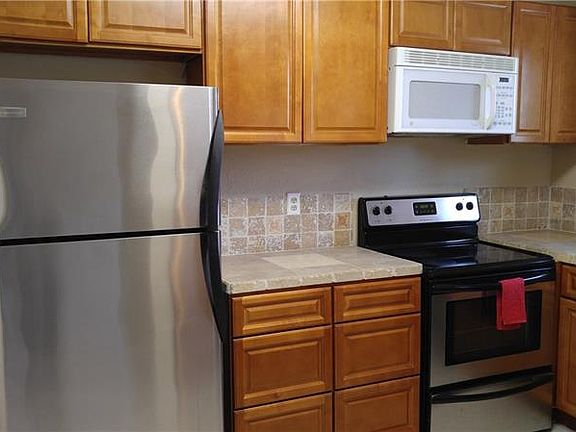 4th image of 1836 Crystal Lake Dr APT 113