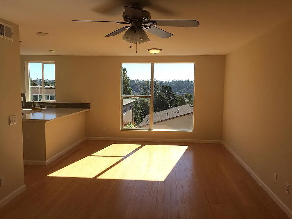 2 bed, 1300 sqft, $3,650 — Photo 4