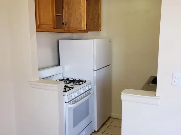 186-15 Hillside Ave, Jamaica, NY 11432