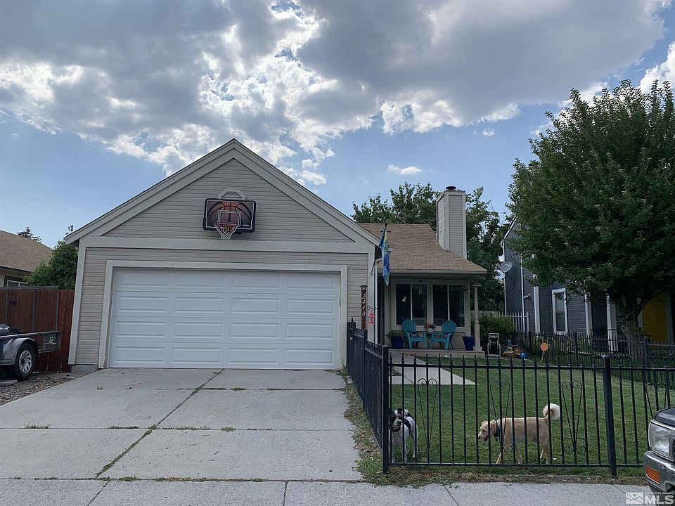 1st image of 2440 Eastwood Dr