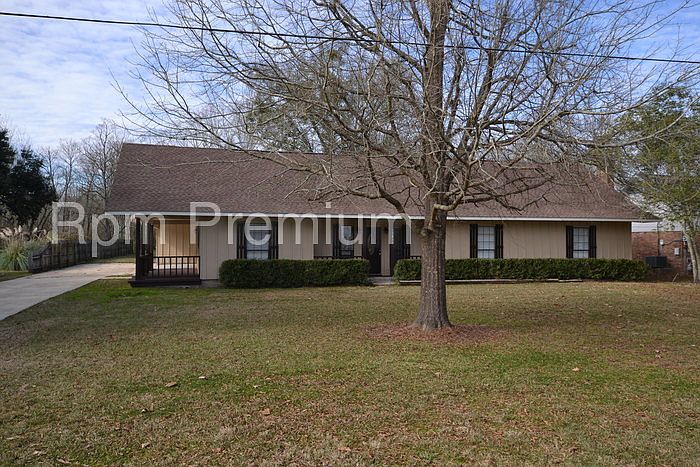 1st image of 13819 Oak Bend Dr