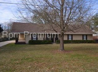 13819 Oak Bend Dr, Baker, LA 70714