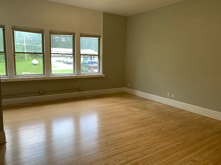 204 Central Ave #6 — Photo 5